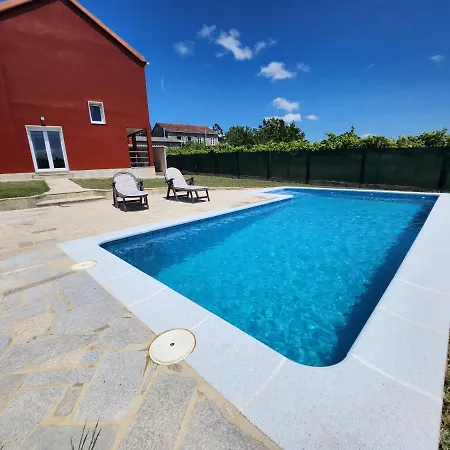 Villa Requian